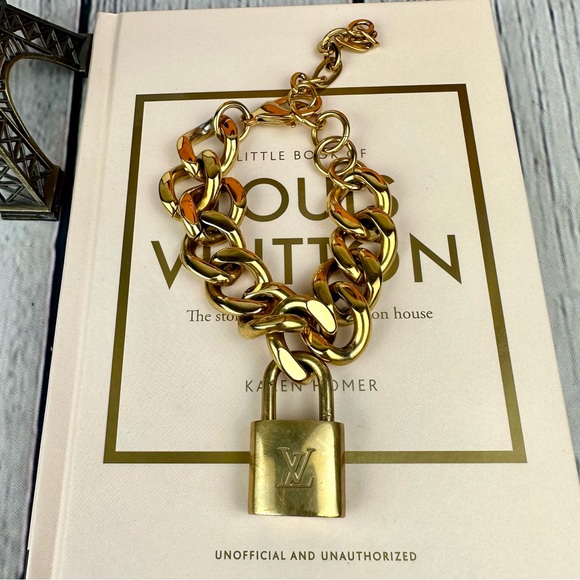 Louis Vuitton Chunky Cuban style vintage lock bracelet - Picture 1 of 4